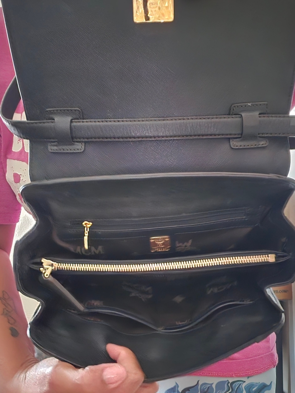 MCM Black Leather Satchel with Gold-Tone Lock - Picture 5 of 12